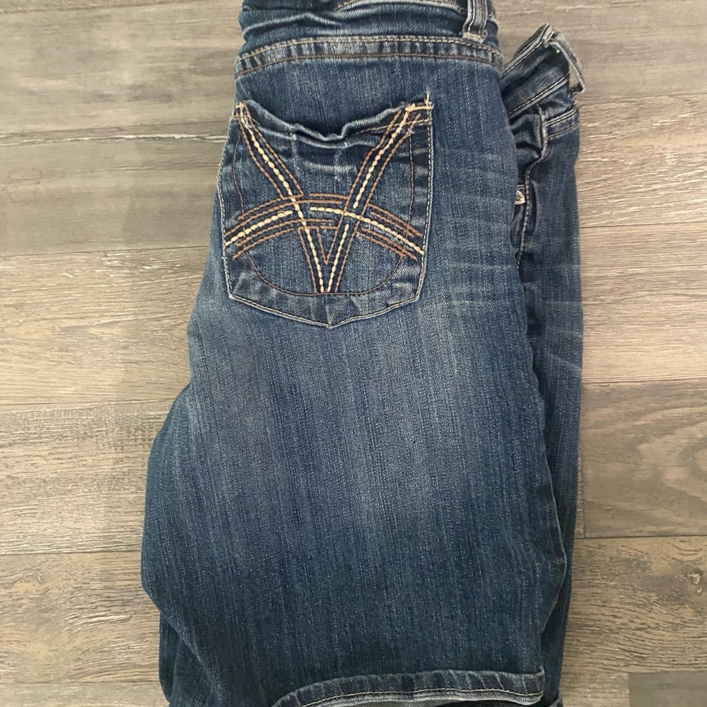 Gently used Kut From The Kloth